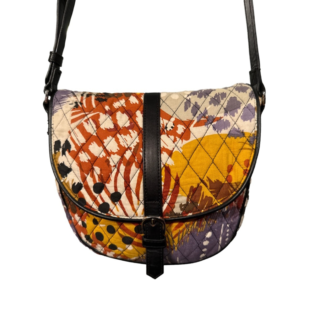 Vera Bradley Quilted Saddle Bag “Printed Feathers” Pattern Multicolor Black Faux